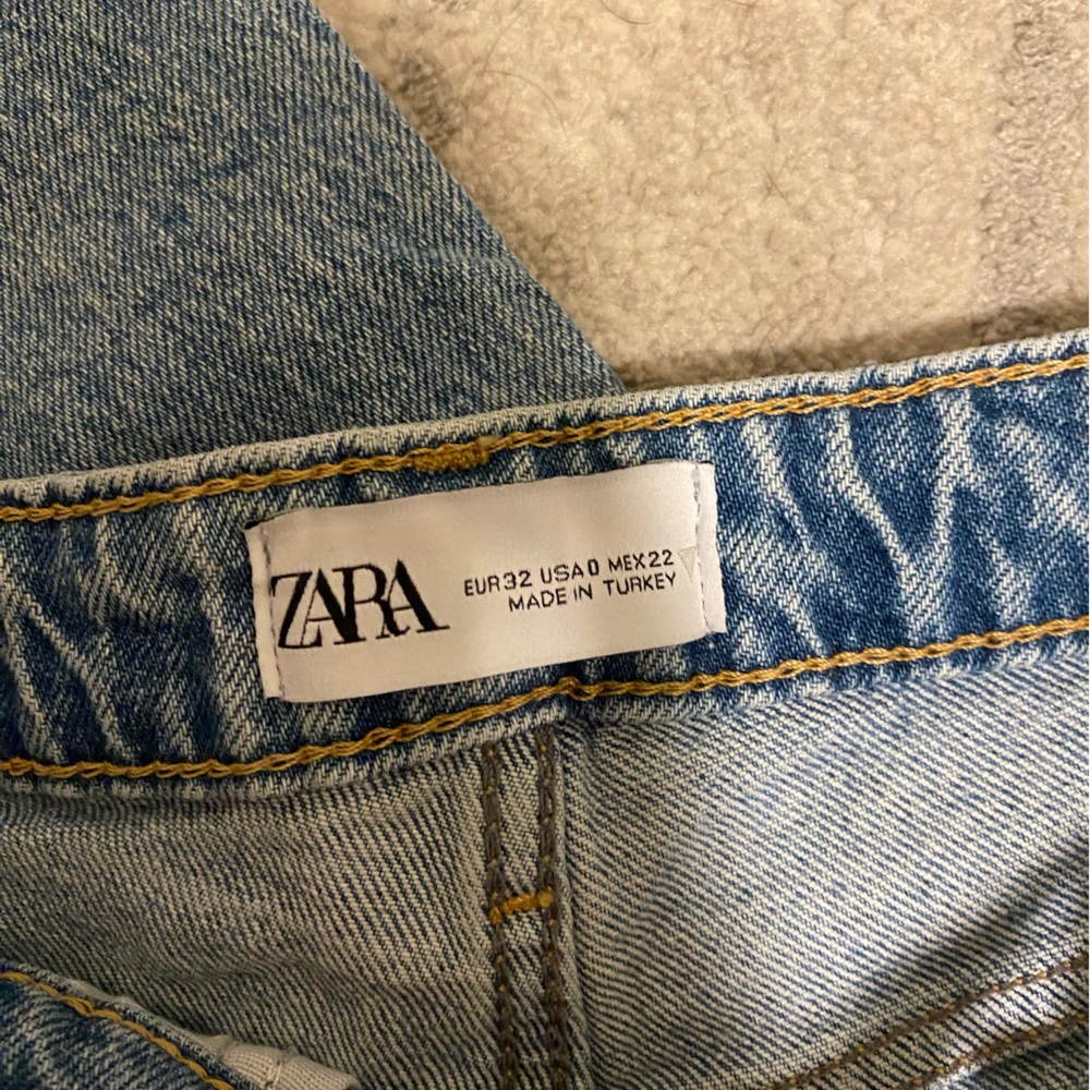 Zara skinny ankle jeans. Size 23